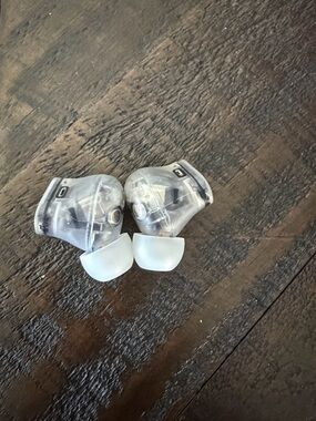 Beats by Dre Clear / White Transparent Earbuds